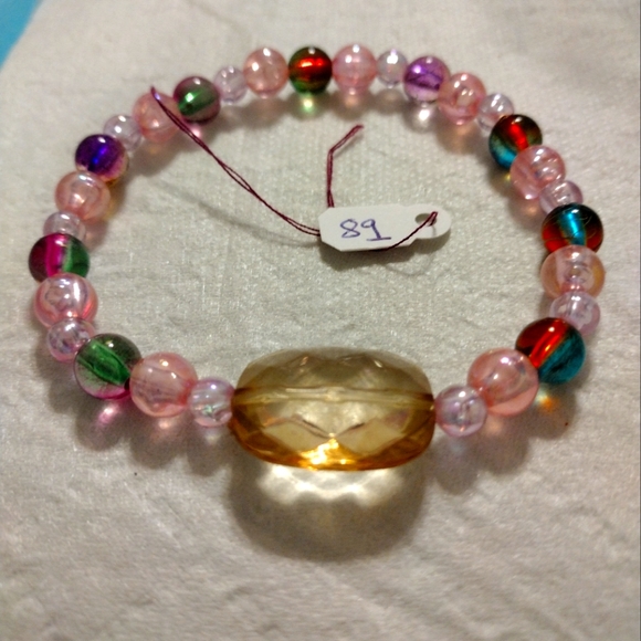 Artemis's Gems custom-made beaded bracelet with large gold gem, rainbow - Picture 1 of 5